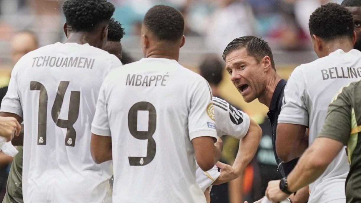 不断拉大比 不断拉大比